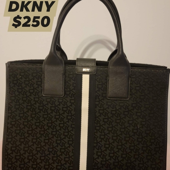 HANDBAGS GALORE! - Picture 2 of 7